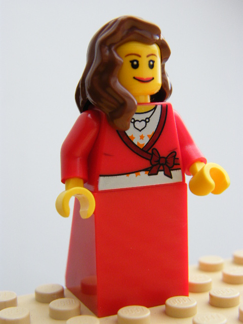LEGO 151 PANENKA ČERVENÁ SE SUKNÍ